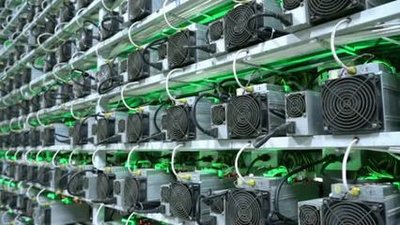 High-performance Bitcoin mining rig operating efficiently